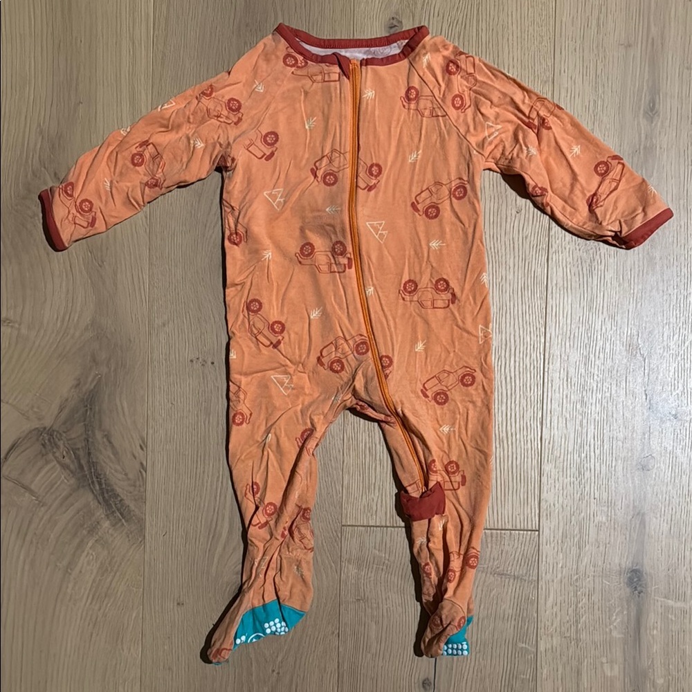 Lark Bamboo Footies with Jeeps size 12M